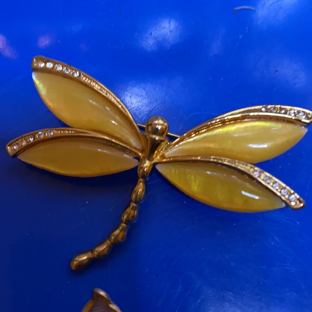 Butterfly 🦋 Pins - Picture 3 of 6